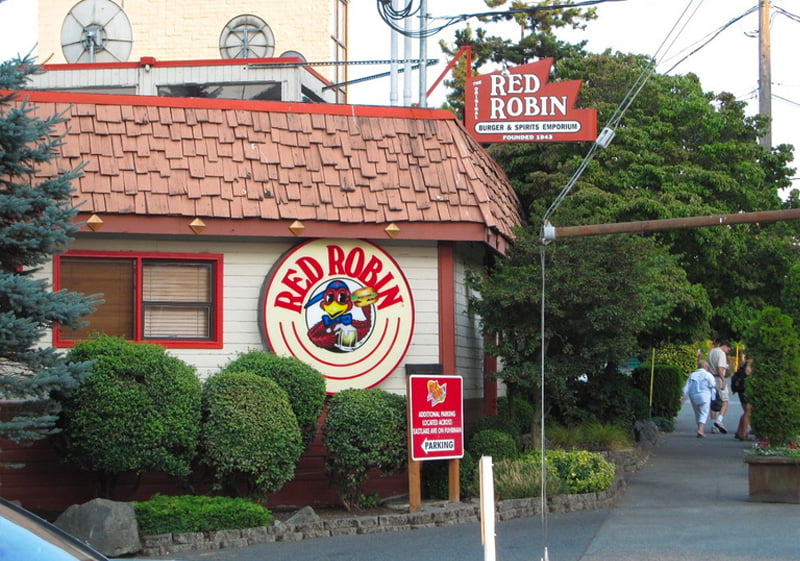 Red Robin Eastlake
